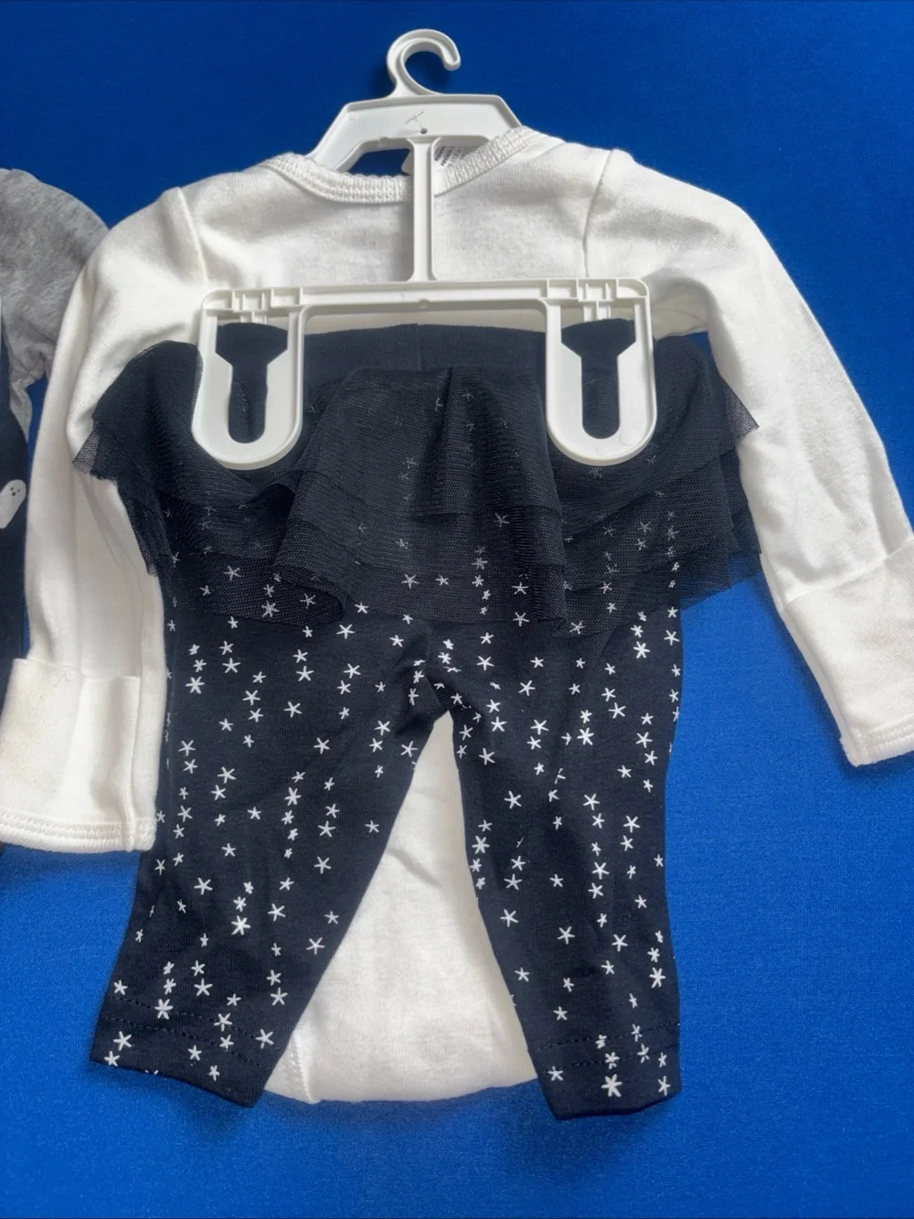 Carters‎ Baby New Born Lot Of 2 Outfits Halloween Ghost Gray/White NWT